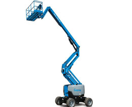 曲臂車出租有什么優勢?